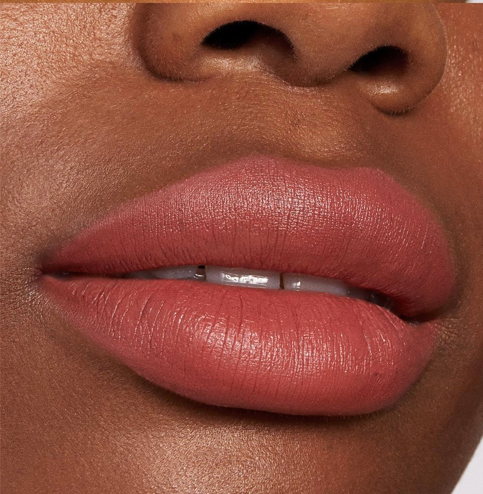 Brink-Lippie-Stix-Lip-Grid_3253da64-6645-4075-ab8c-7634ca9e065b