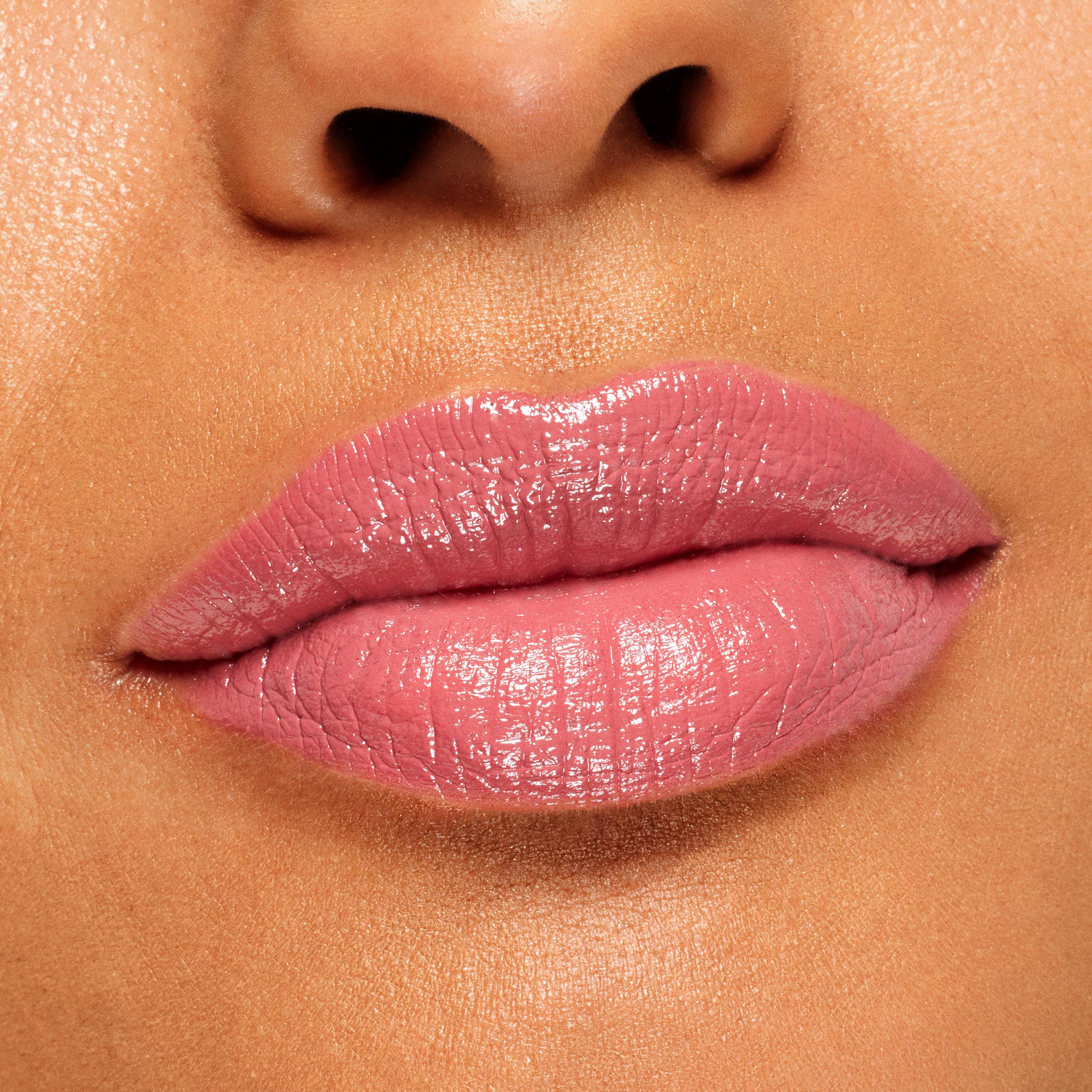 LippieStix-FeltCute_1648_7f3b2805-3ee4-4eb9-995f-ca47fb539399